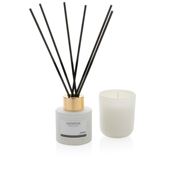 Ukiyo P262.97 - Ukiyo candle and fragrance sticks gift set